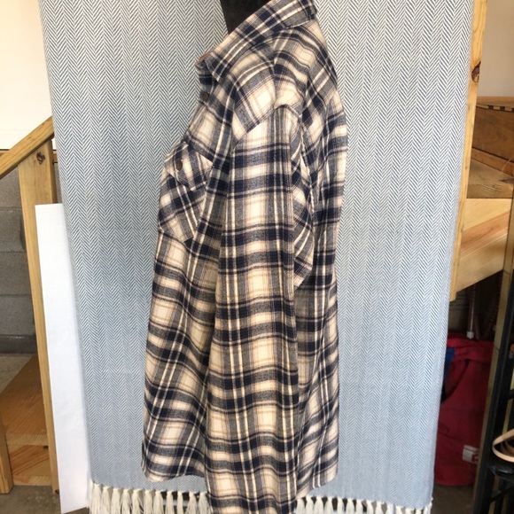 Blue and Cream Plaid Flannel Mens Button down L - Picture 3 of 7